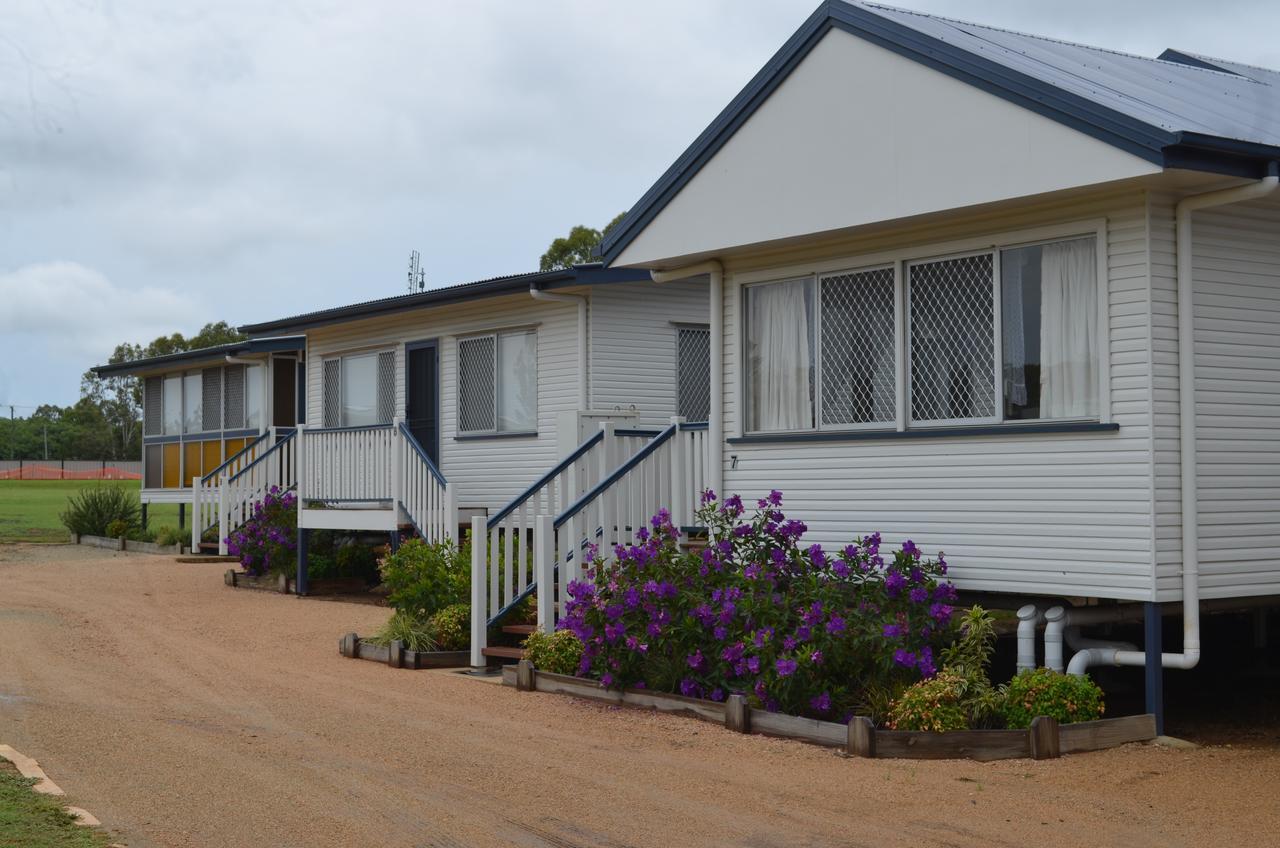 Wondai Accommodation Units And Villas Экстерьер фото