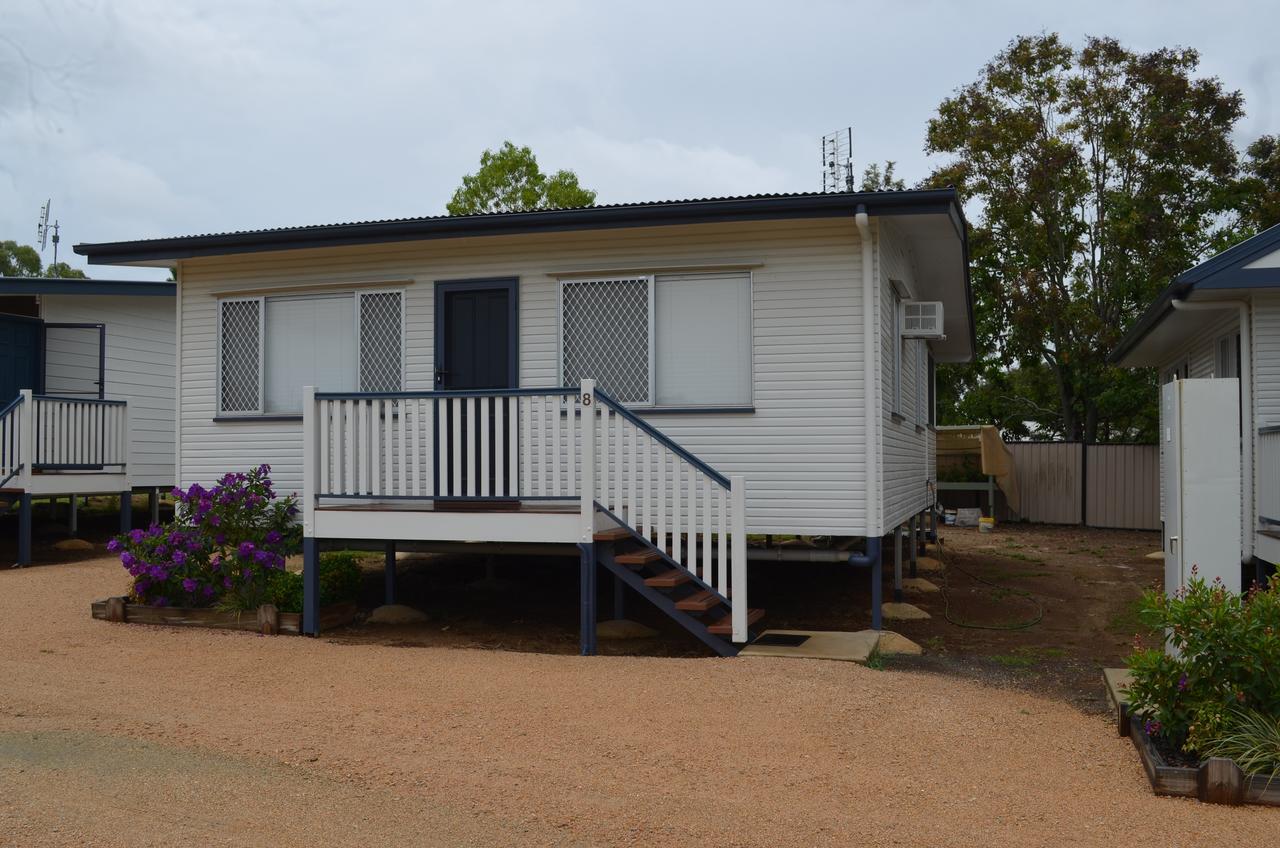 Wondai Accommodation Units And Villas Экстерьер фото