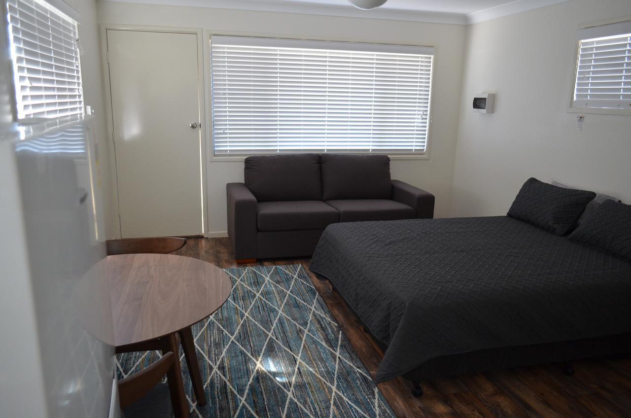 Wondai Accommodation Units And Villas Экстерьер фото