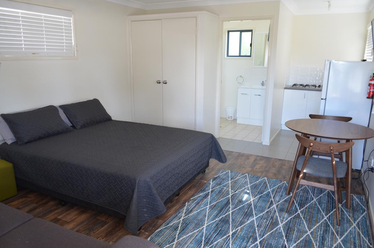 Wondai Accommodation Units And Villas Экстерьер фото